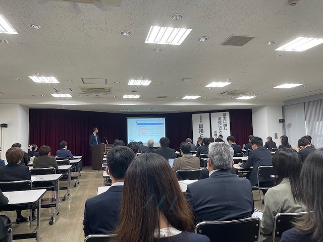 部門ごとの決起大会で想いをひとつに