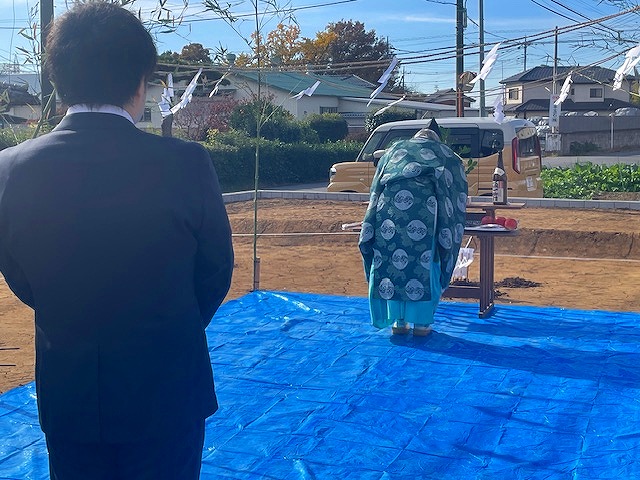 若いご夫婦の新たな門出に立ち会って