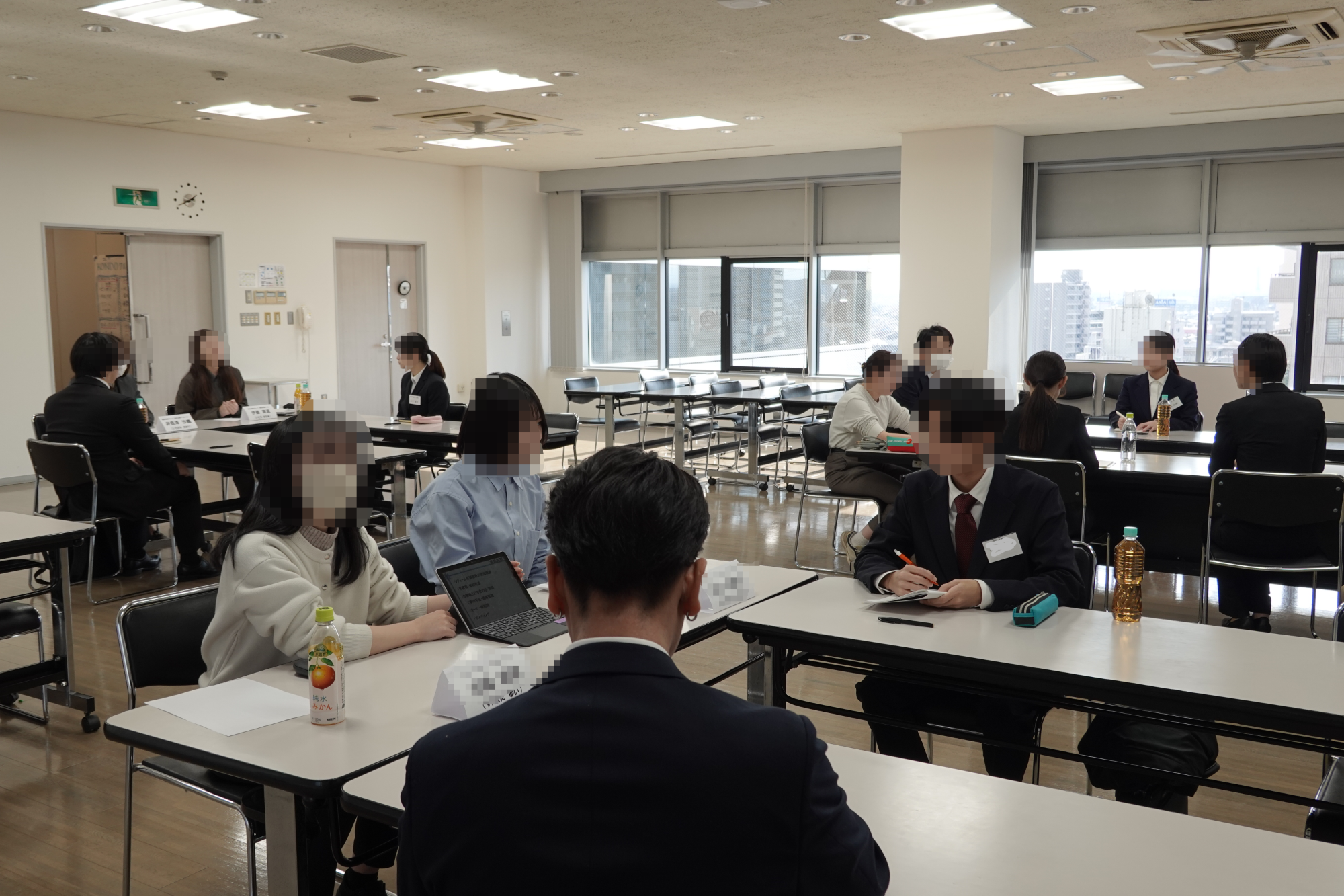 社員と学生の座談会