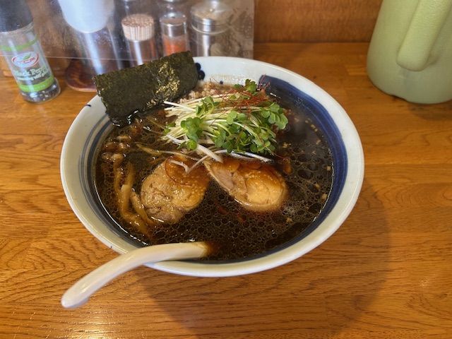 つられてラーメン