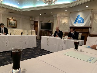 社内外プロジェクトに参加